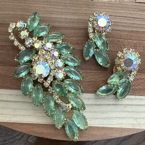 VTG MCM Artisan Brooch 3.5 Inch Earrings Set‎ Green Crystal Gold Floral Leaf USA